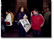 El PACHUGRA (Partido de los Chubasqueros Granates) no ve con buenos ojos al candidato al Senado del PKD